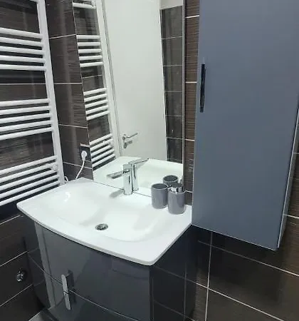 New Modern And Cozy Classy 2 Bedroom Tirana